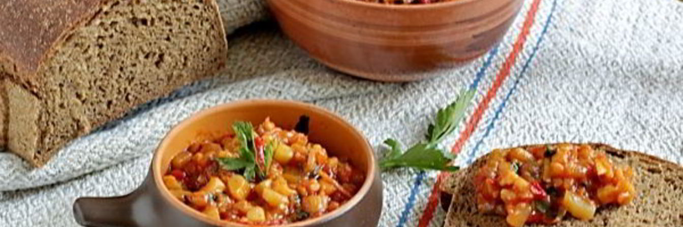 Кабачково-баклажанная икра по-восточному