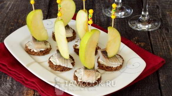 ШАГ 8. канапе с сельдью