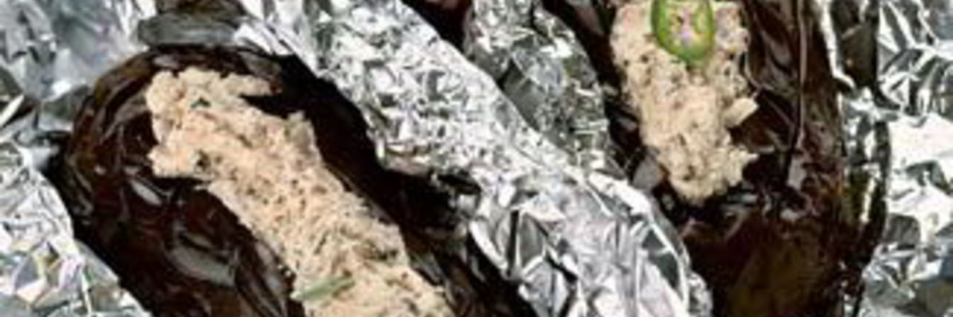 Холодная закуска из фаршированных баклажанов