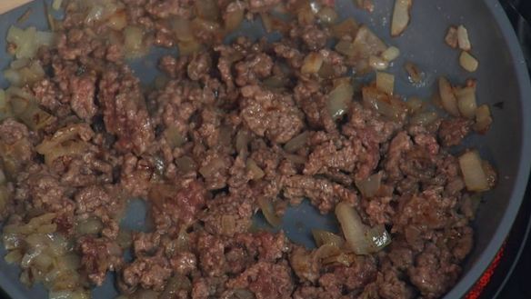 ШАГ 4. хумус с жареным фаршем