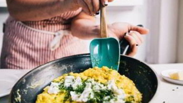 ШАГ 5. французский омлет с сыром