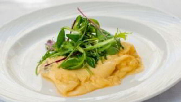 ШАГ 8. французский омлет с сыром