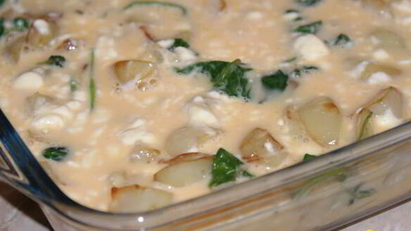 ШАГ 7. фриттата с картофелем, шпинатом и творожным сыром