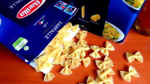 ШАГ 3. фриттата с макаронами и шпинатом