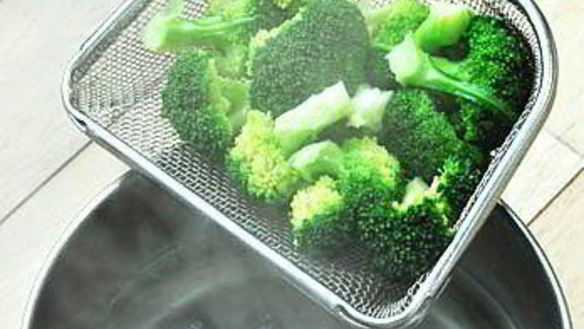 ШАГ 3. фриттата с сосисками и овощами