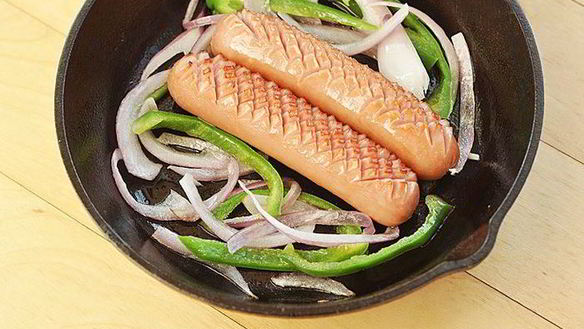 ШАГ 6. фриттата с сосисками и овощами