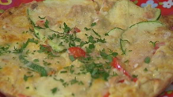 ШАГ 13. фриттата с тунцом, кабачком и сладким перцем