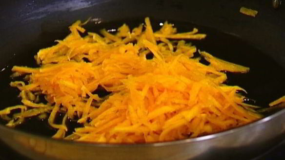 ШАГ 4. фриттата с тыквой, зеленым горошком и сладким перцем