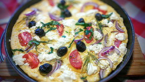 ШАГ 5. омлет по мотивам греческого салата