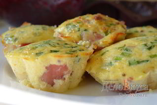 Омлет с беконом в формочках