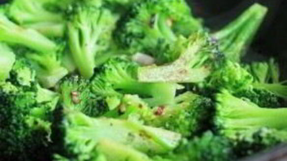 ШАГ 2. омлет с брокколи