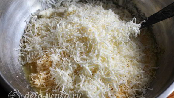 ШАГ 5. омлет с брынзой