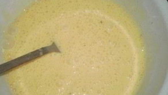 ШАГ 2. омлет с кабачками в мультиварке