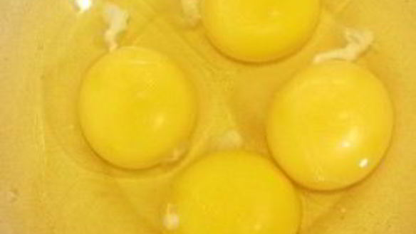 ШАГ 2. омлет с майонезом