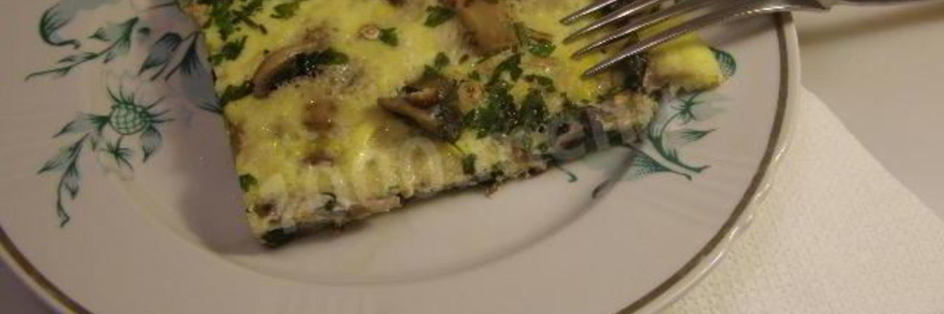 Омлет с маринованными грибами и зеленью