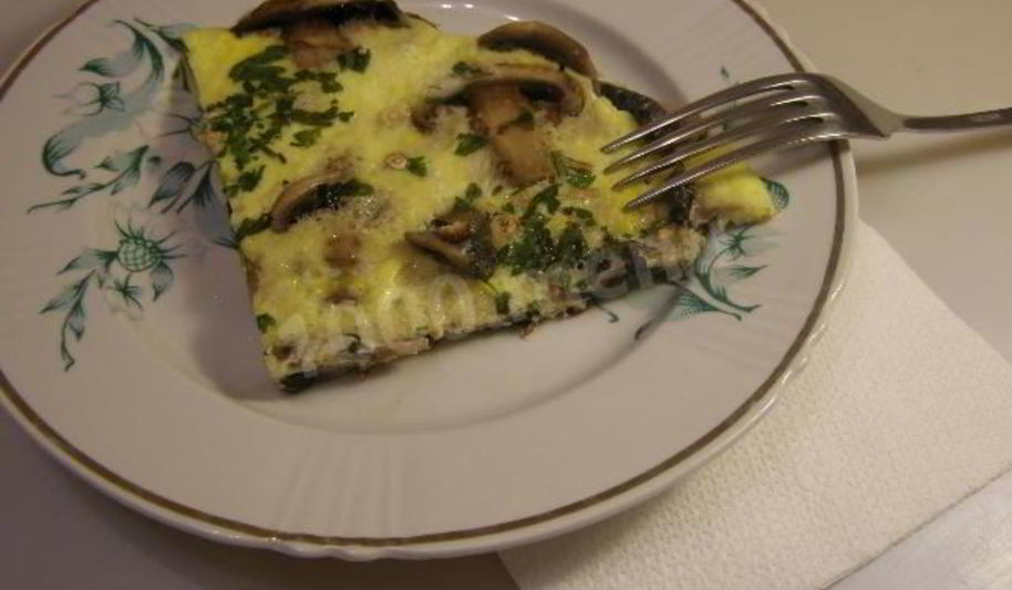 Рецепт омлет с маринованными грибами и зеленью