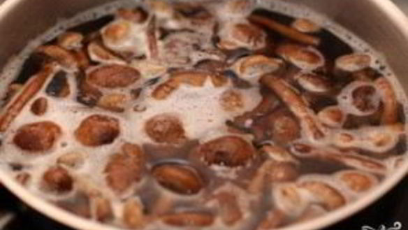 ШАГ 2. омлет с опятами