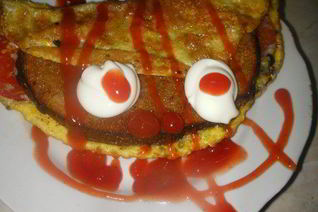 Омлет с помидорами на гренках