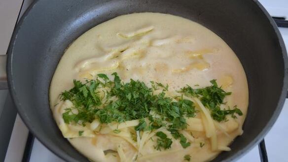 ШАГ 5. омлет с сыром и грибами