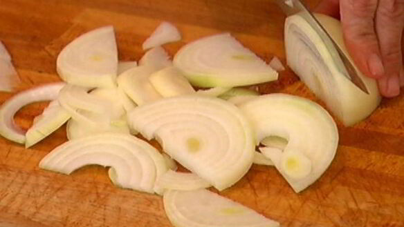 ШАГ 2. омлет с ветчиной и шампиньонами