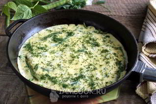 Омлет с зеленым горошком и стручковой фасолью