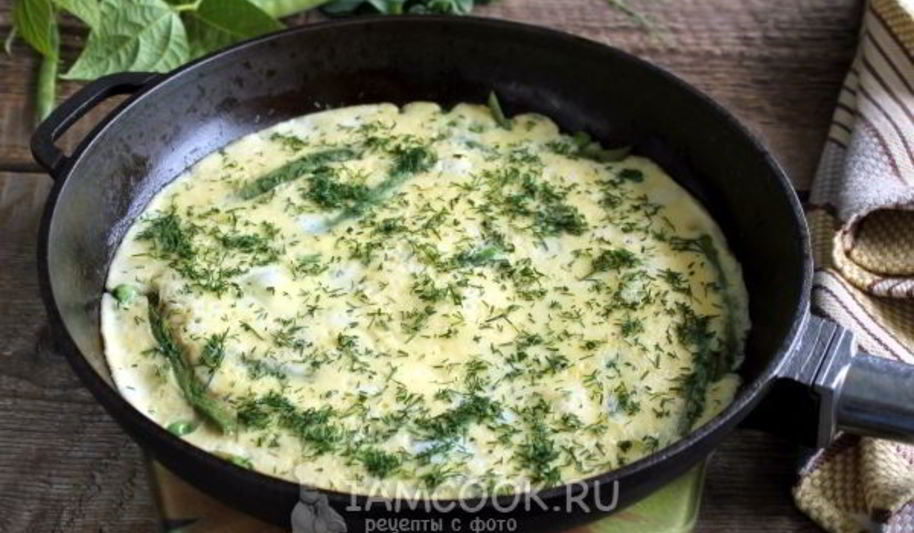 Рецепт омлет с зеленым горошком и стручковой фасолью