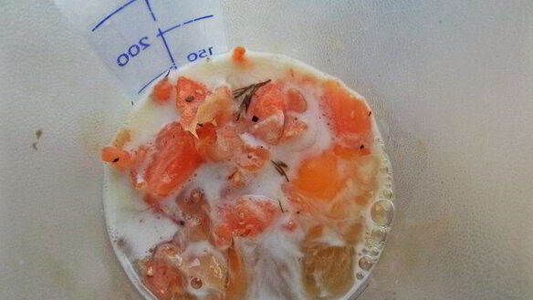 ШАГ 4. омлет с зеленью за 2 минуты