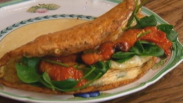 ШАГ 11. омлет со шпинатом и помидорами черри