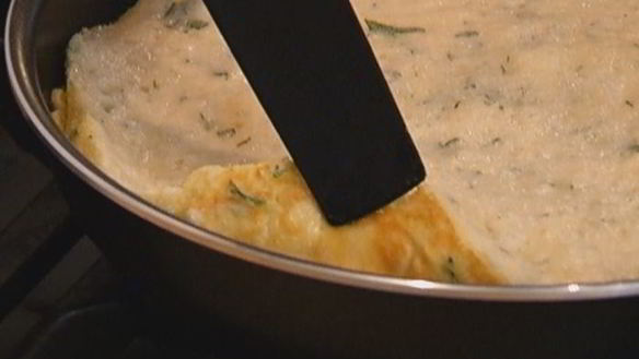 ШАГ 9. омлет со шпинатом и помидорами черри