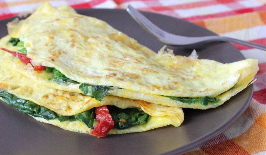 Рецепт омлет со шпинатом и сыром