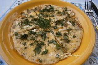 Вкусный завтрак — омлет с творогом