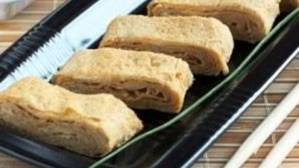 ШАГ 7. японский омлет с соевым соусом