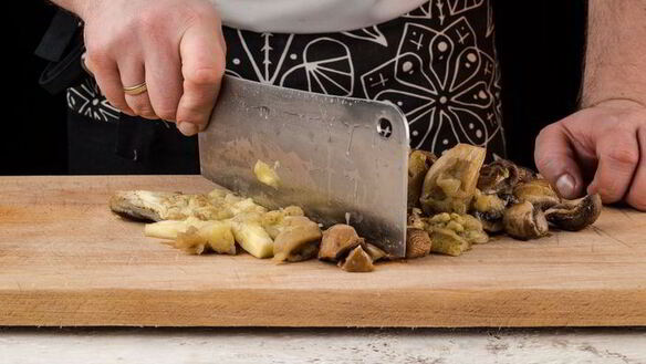 ШАГ 4. баклажановый паштет с грибами