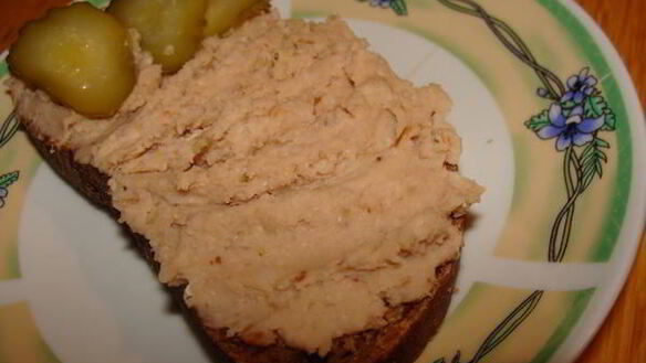 ШАГ 5. изысканый паштет из фасоли и орехов