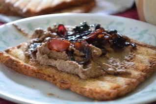 Куриный паштет с бальзамическим луком