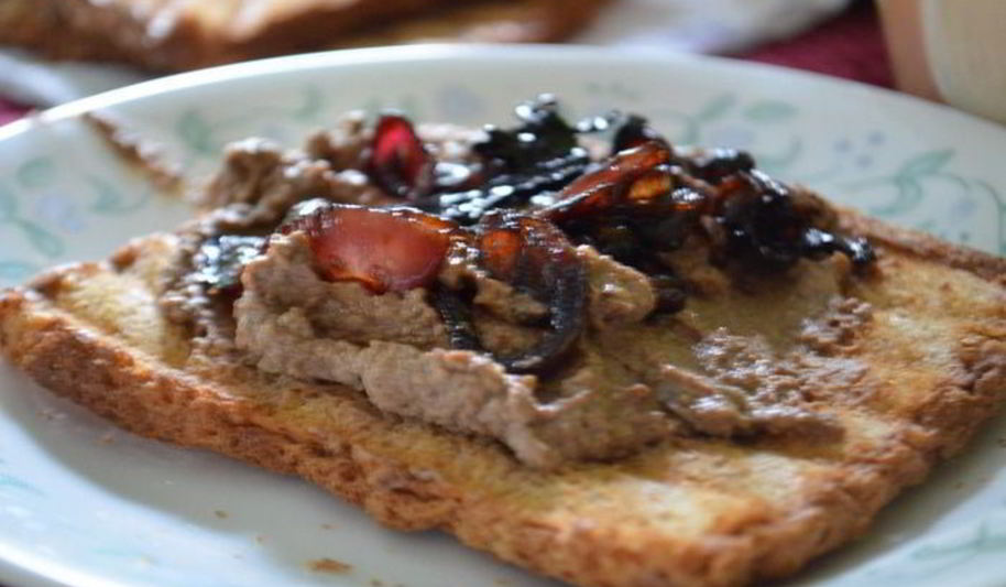 Рецепт куриный паштет с бальзамическим луком