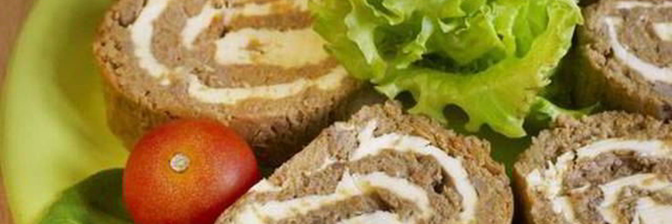 Нежный печеночный паштет с маслом