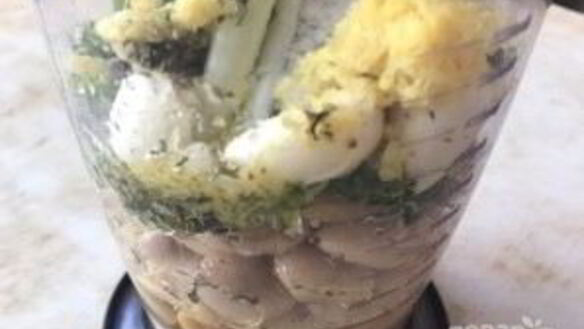 ШАГ 4. паштет из фасоли с прованскими травами