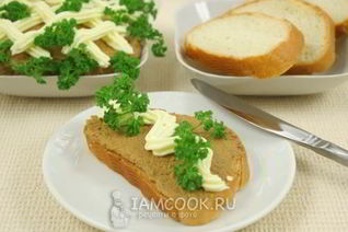 Паштет из говяжьей печени со сливочным маслом