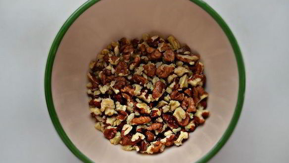 ШАГ 3. паштет из красной фасоли с гранатом