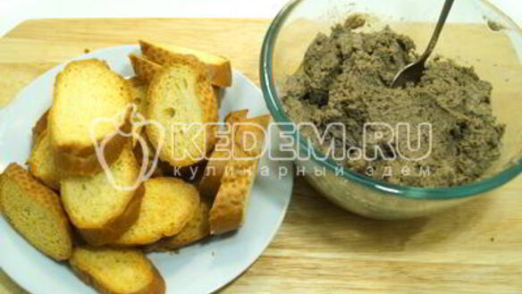 ШАГ 9. паштет из куриной печени с грибами