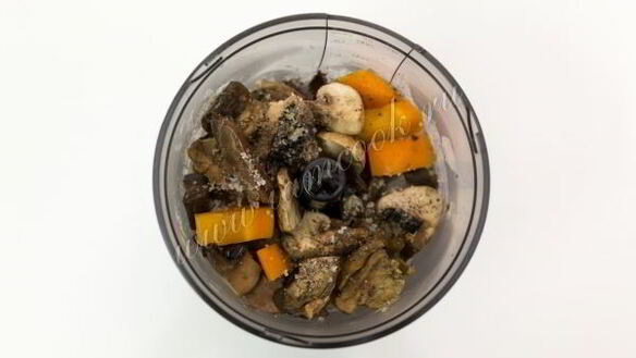 ШАГ 5. паштет из куриной печени с овощами