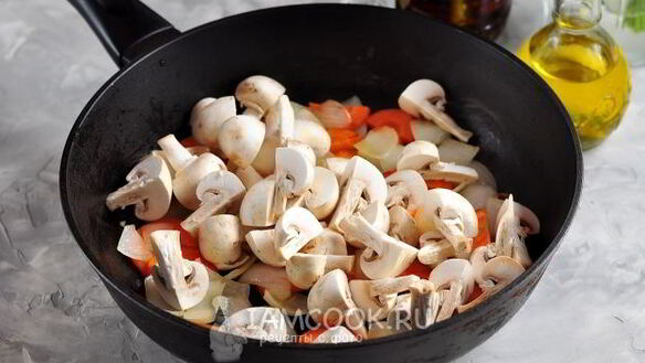 ШАГ 4. паштет из маша с грибами