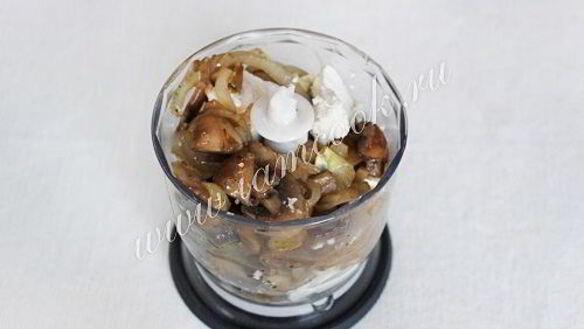 ШАГ 5. паштет из шампиньонов и творога