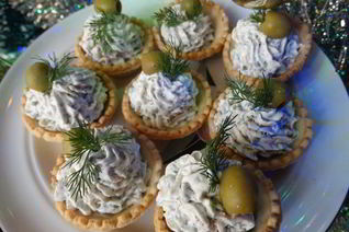 Паштет из творожного сыра и печени трески