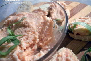 Простой паштет из копченого лосося