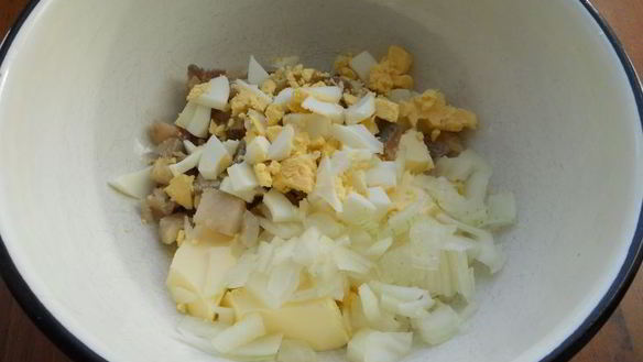 ШАГ 2. селедочный паштет студенческий