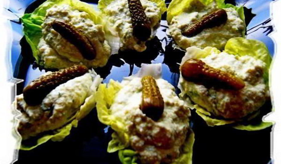 Рецепт яичный паштет с корнишонами