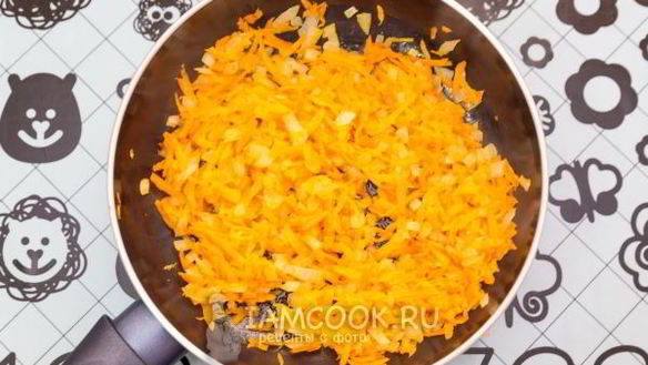 ШАГ 3. яичный паштет с печенью трески и овощами