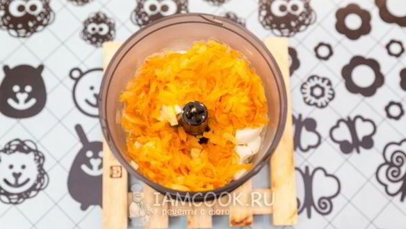 ШАГ 4. яичный паштет с печенью трески и овощами